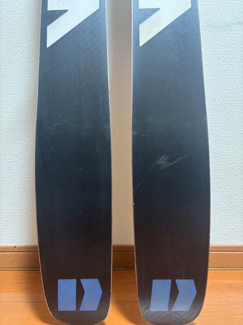 ARMADA JJ スキー板 マルチカラー