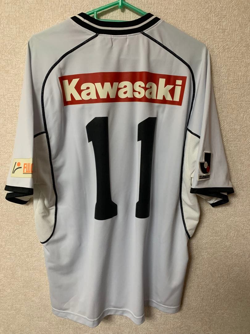 三浦知良選手 ヴィッセル神戸アウェイユニフォーム