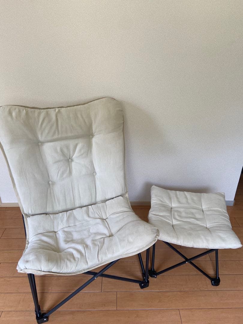 ニトリ　バタフライチェア　折りたたみスツール付き