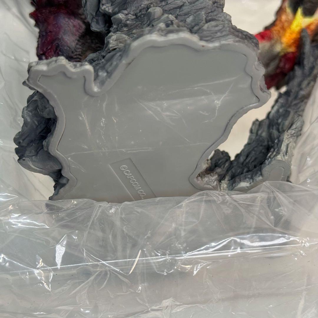 モンスターハンター　フィギュアビルダー クリエイターズモデル 燼滅刃ディノバルド