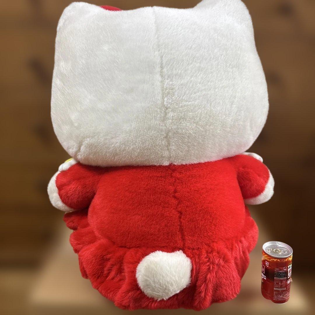 ハローキティ　特大ぬいぐるみ