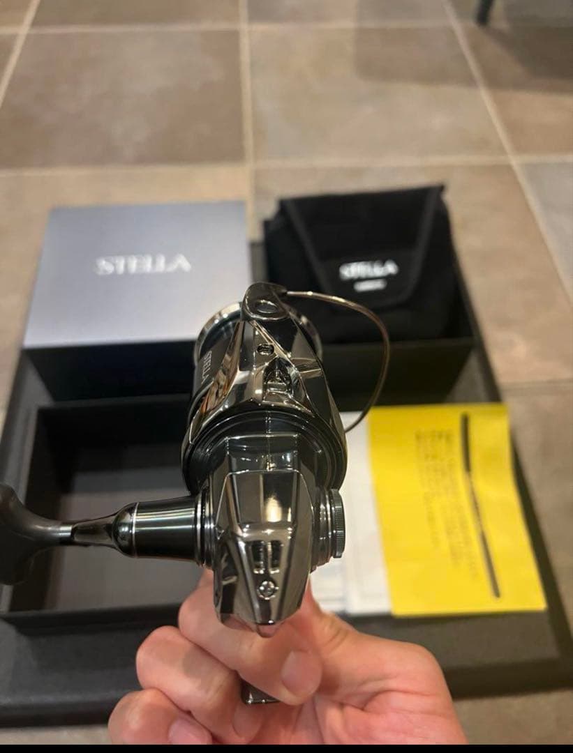 シマノ　22ステラC3000MHG 極美品