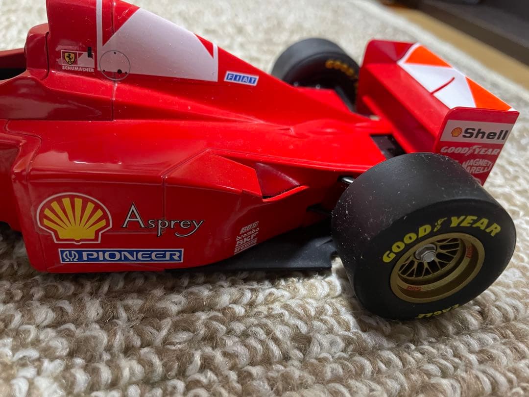 F1 フェラーリF310/B 1/18 シューマッハ