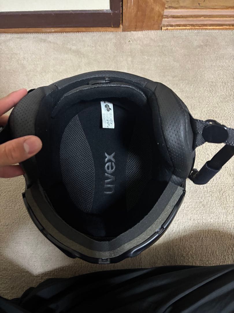 1*4様 UVEX マットブラック ヘルメット バイザー付き