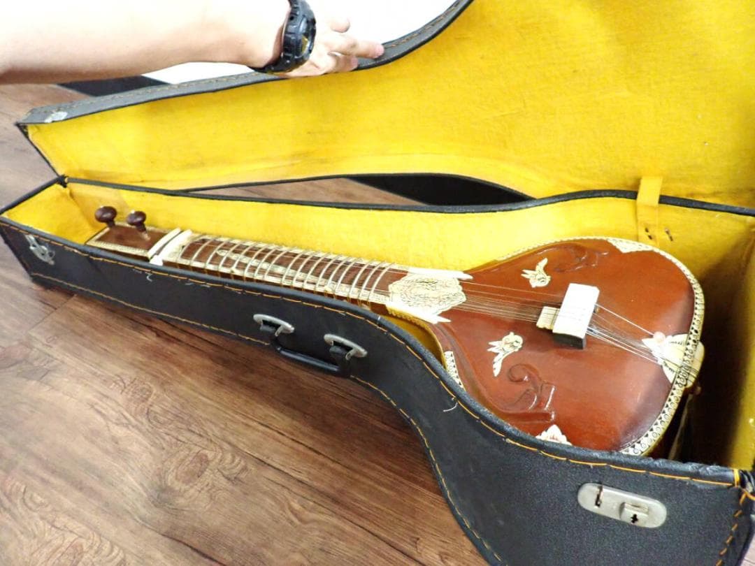 シタール ハードケース付き 民族楽器 インド 51457