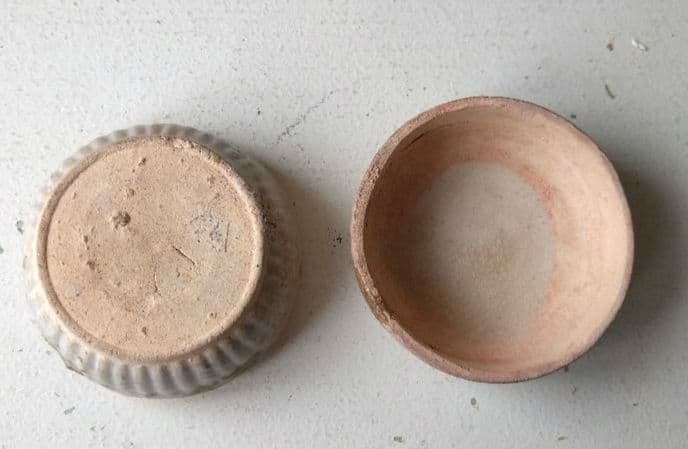 香合 古支那陽刻 香盒