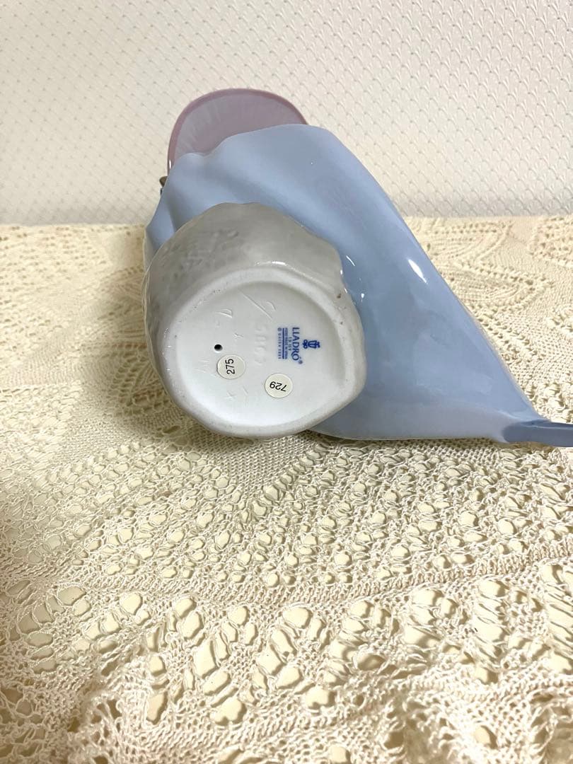 リヤドロ LLADRO 陶器人形 【花の香りにつつまれて】超美品