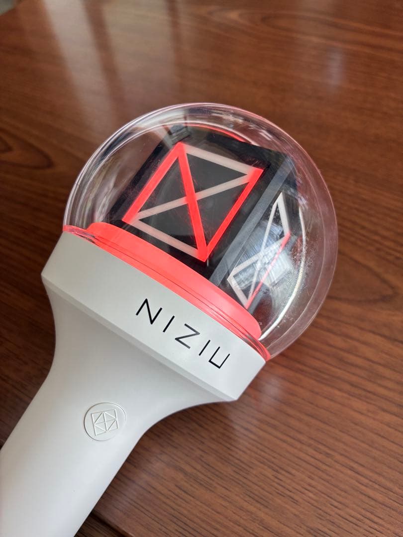 NiziU ペンライト LIGHT STICK