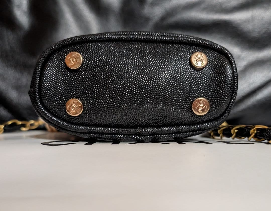 CHANEL ブラックキルティング チェーンショルダーバッグ ノベルティ