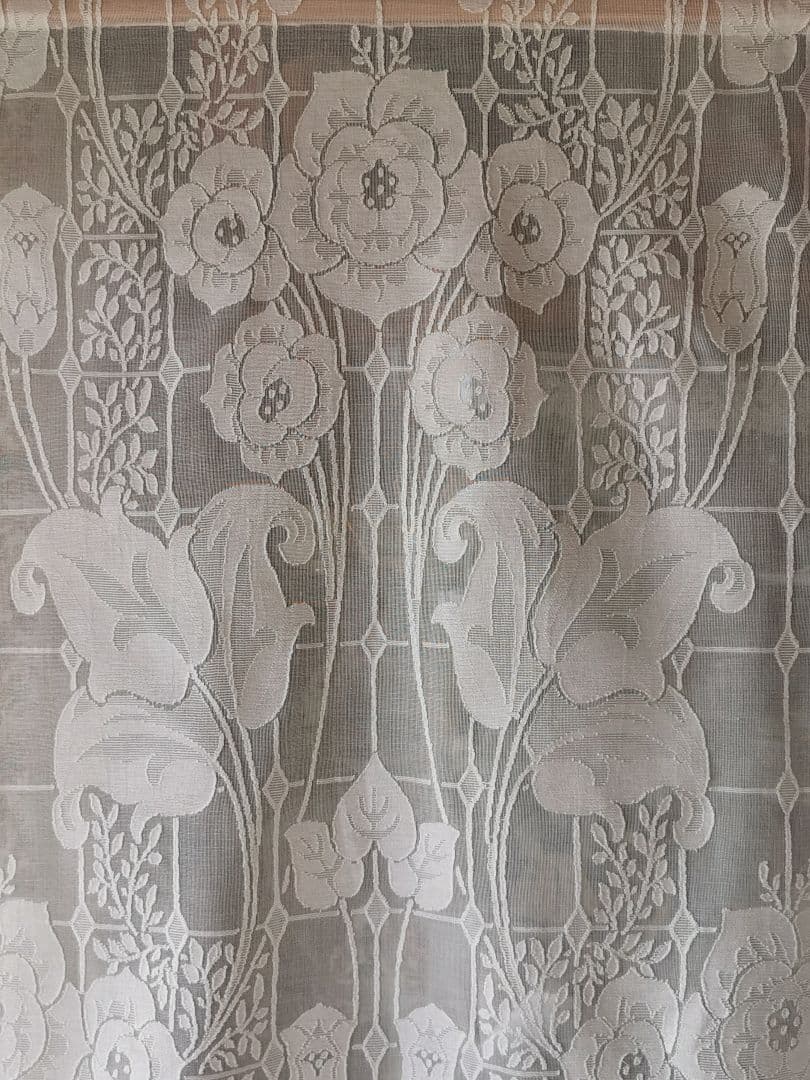 アンティーク マドラスレース アールヌーヴォー花紋 格子枠 カーテンパネルクロス