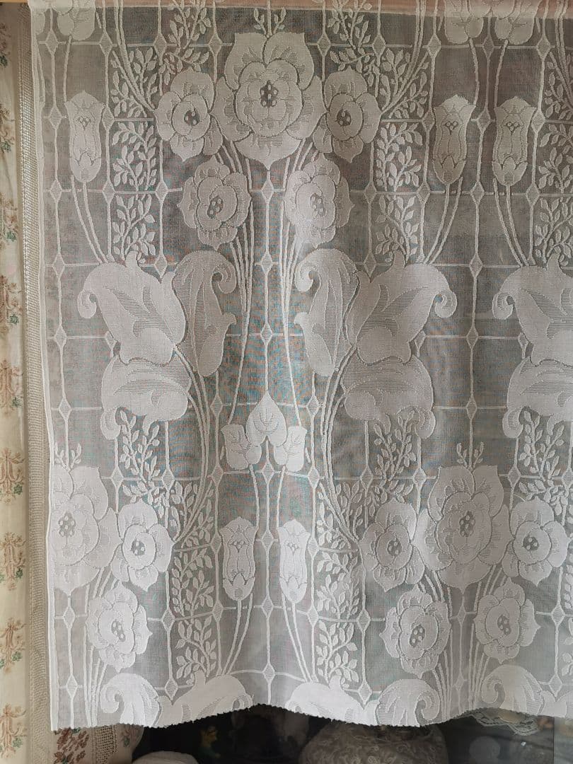 アンティーク マドラスレース アールヌーヴォー花紋 格子枠 カーテンパネルクロス