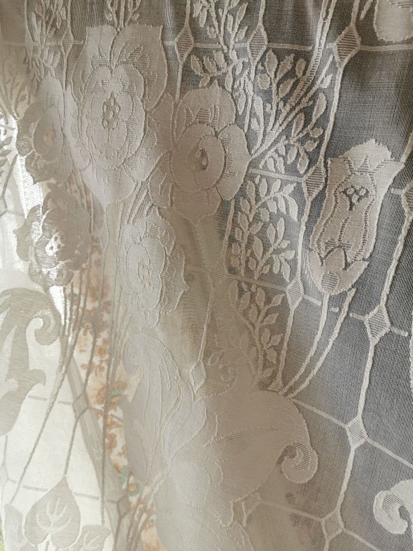 アンティーク マドラスレース アールヌーヴォー花紋 格子枠 カーテンパネルクロス