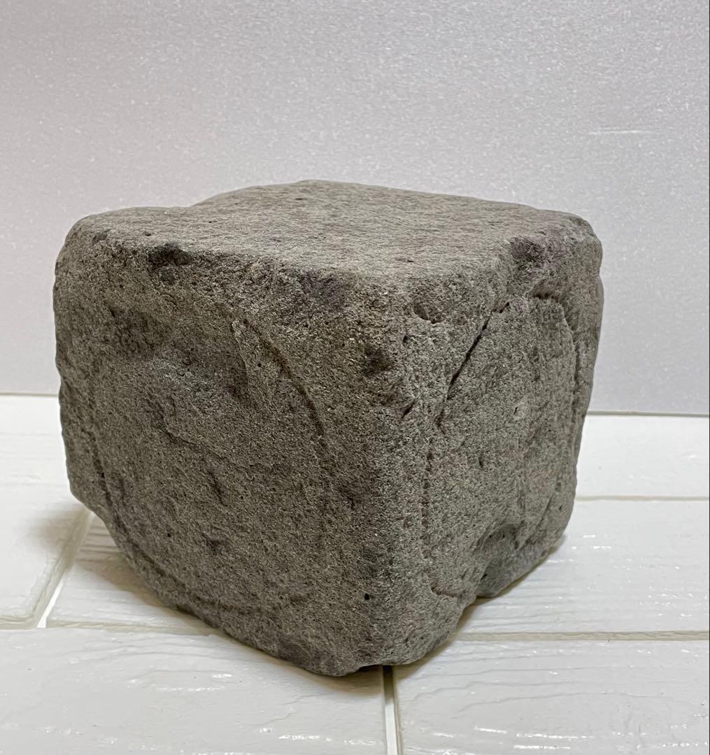 ◎宝篋印塔 塔身 月輪彫 種子摩耗 検:泥塔 五輪塔 仏教美術