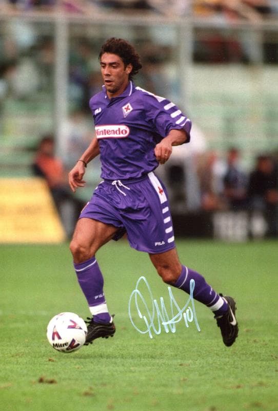 元ポルトガル代表　ルイ・コスタ 　フィオレンティーナ 　直筆サイン入りフォト