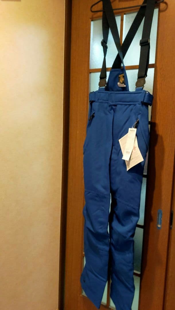 DESCENTE（デサント）のスキーウェアパンツ、手袋セット