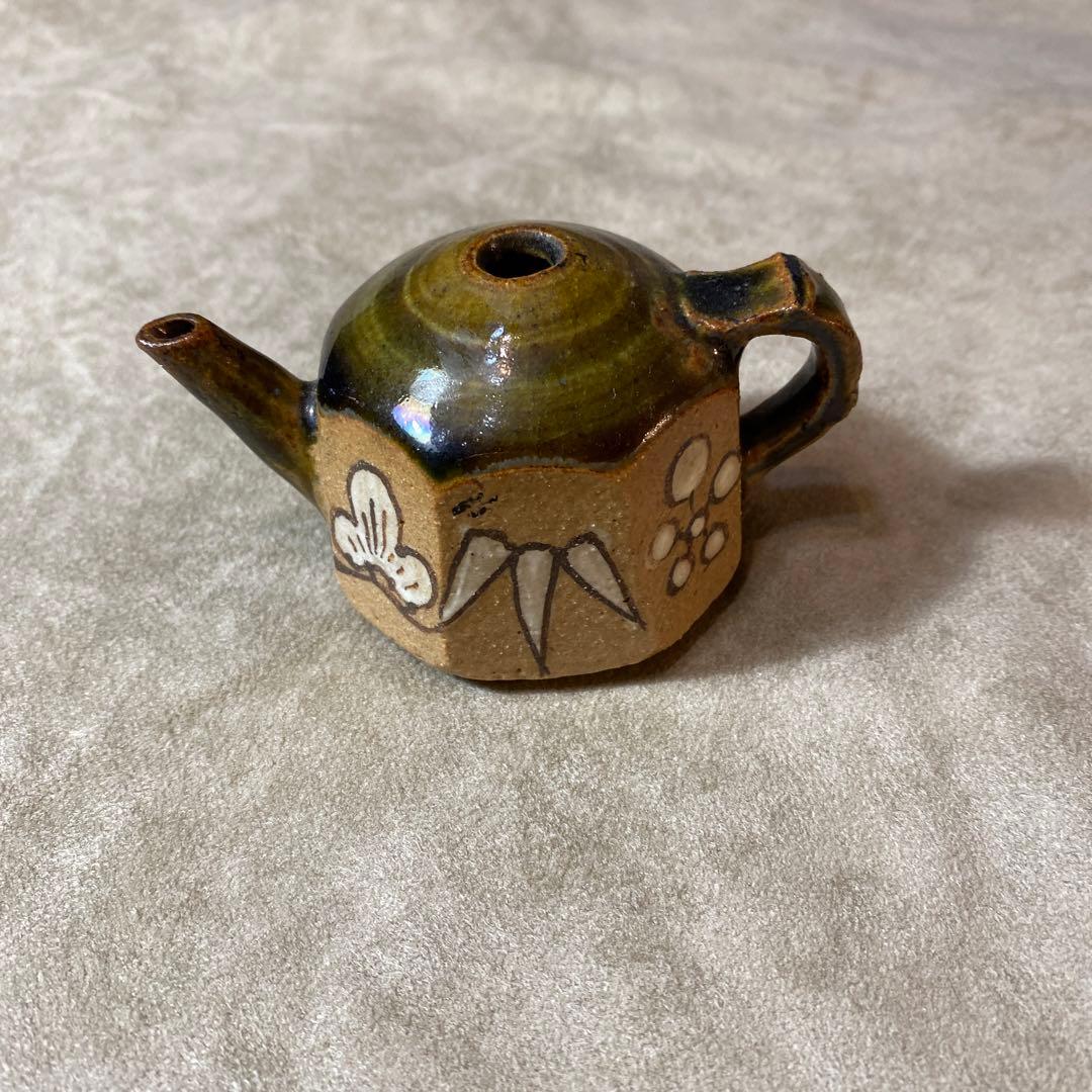 織部書道水差し、水滴