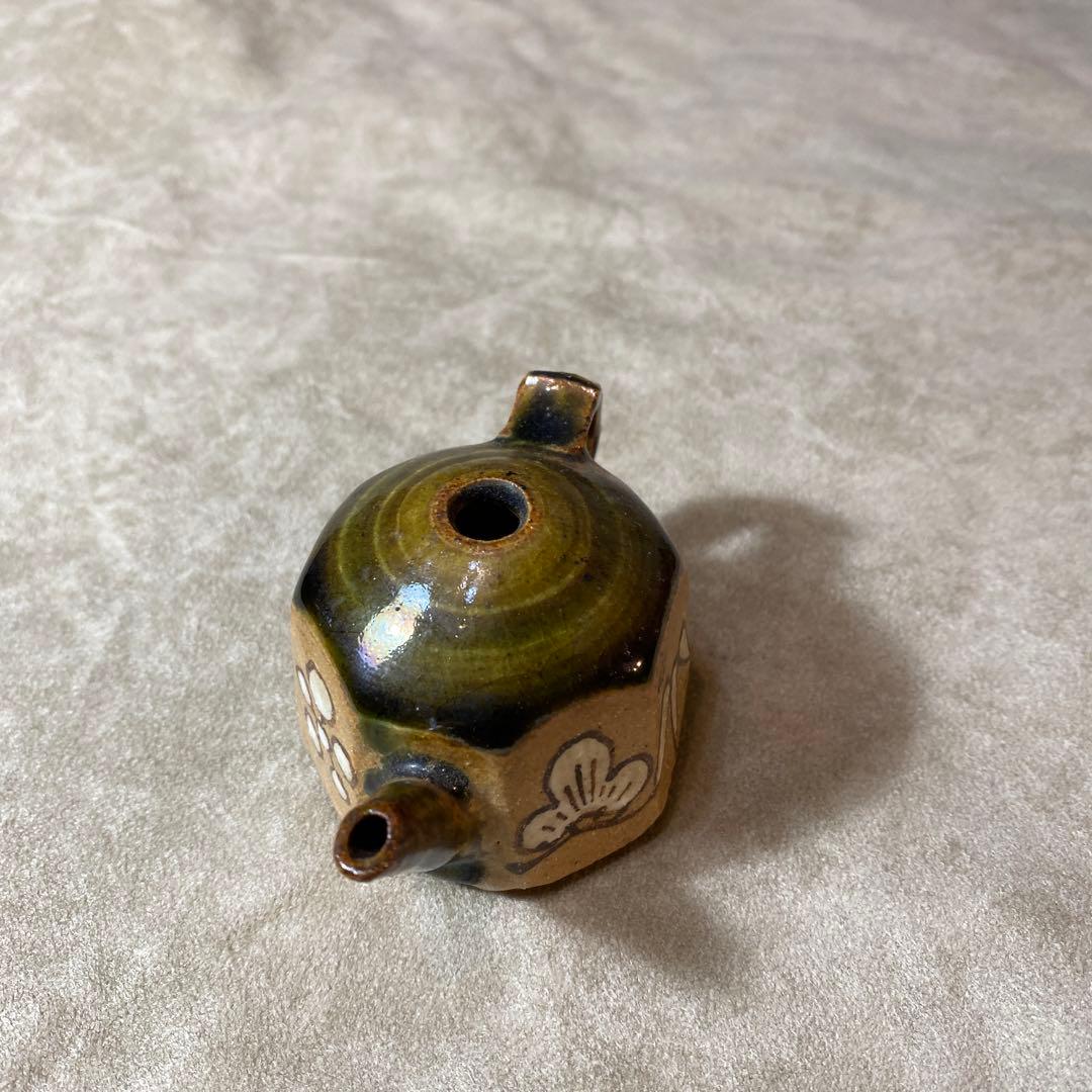 織部書道水差し、水滴