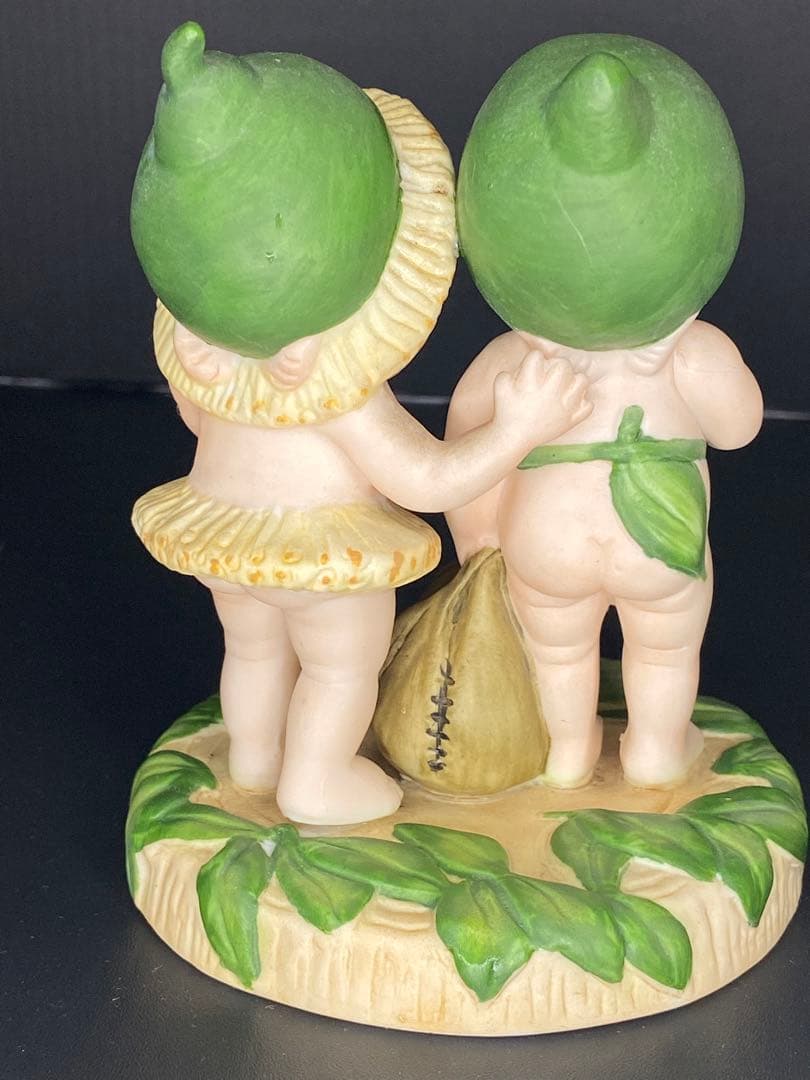 メイ・ギブス・ガムナッツ・ベイビーズ磁器像AUSTRALIA