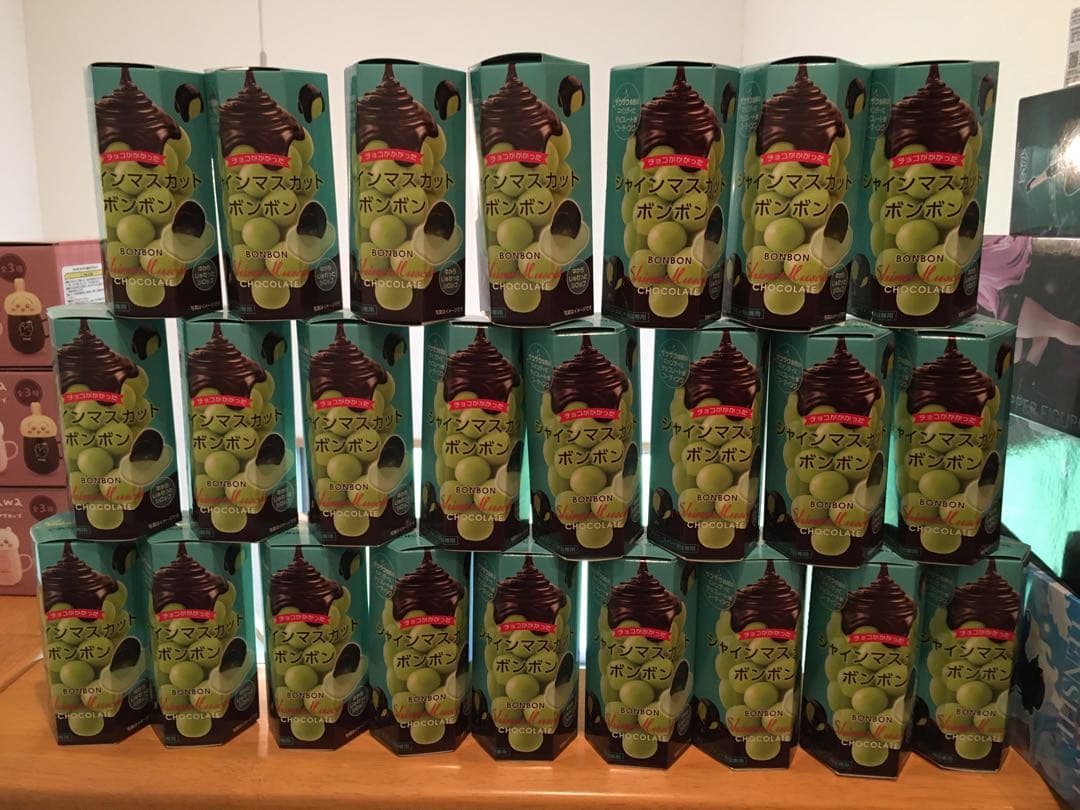 シャインマスカットボンボンチョコ　24個