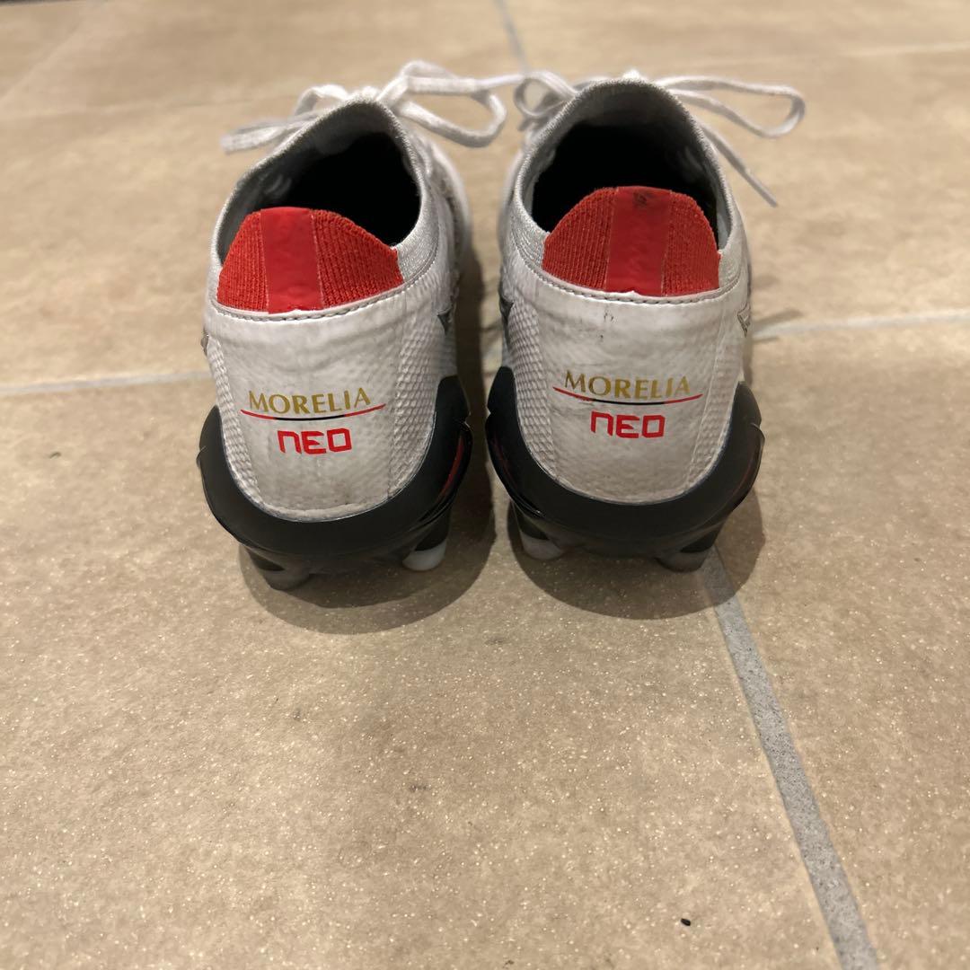 ミズノ　モレリアネオ4β 24.5cm