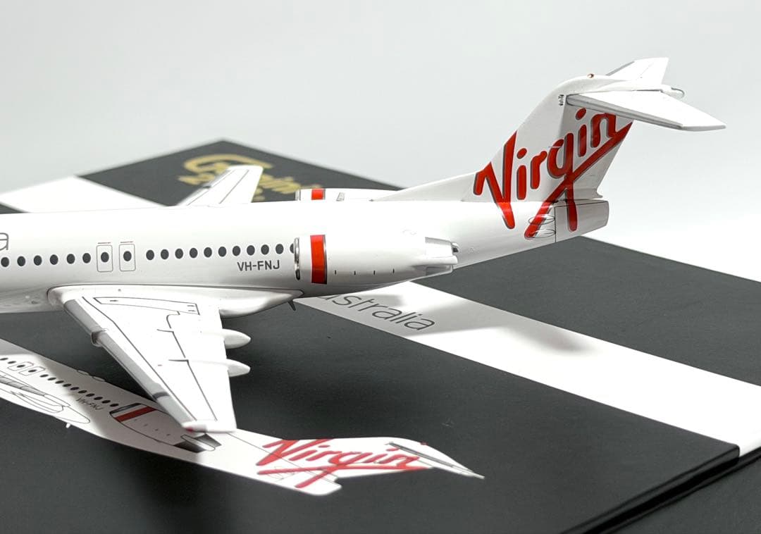 航空機・ヘリコプター Gemini 1/200 Fokker100 Virgin Australia