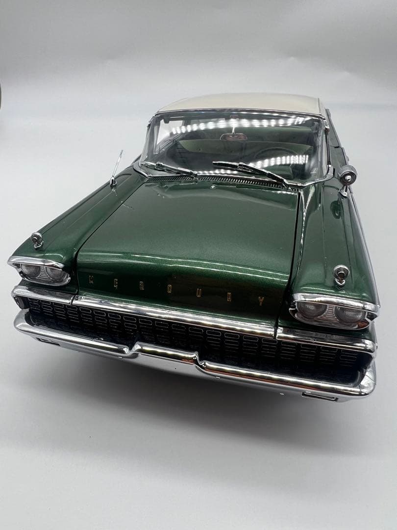 No140 ミニカー1/18箱あり1959 Mercury Park Lane