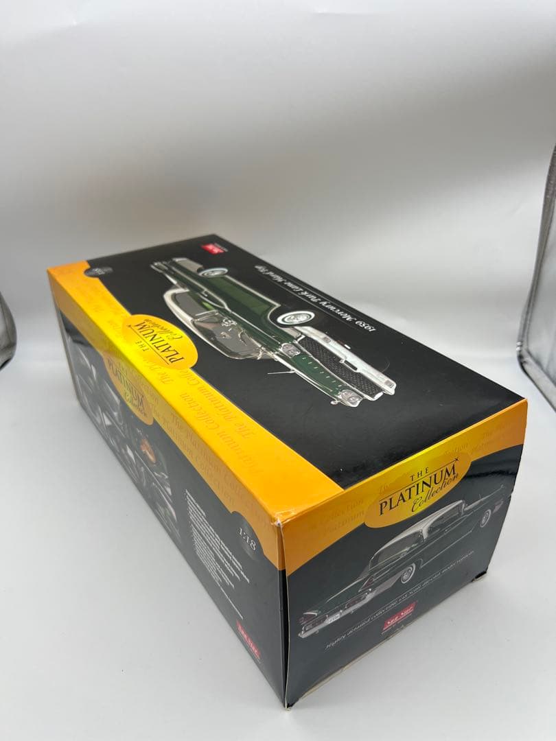 No140 ミニカー1/18箱あり1959 Mercury Park Lane