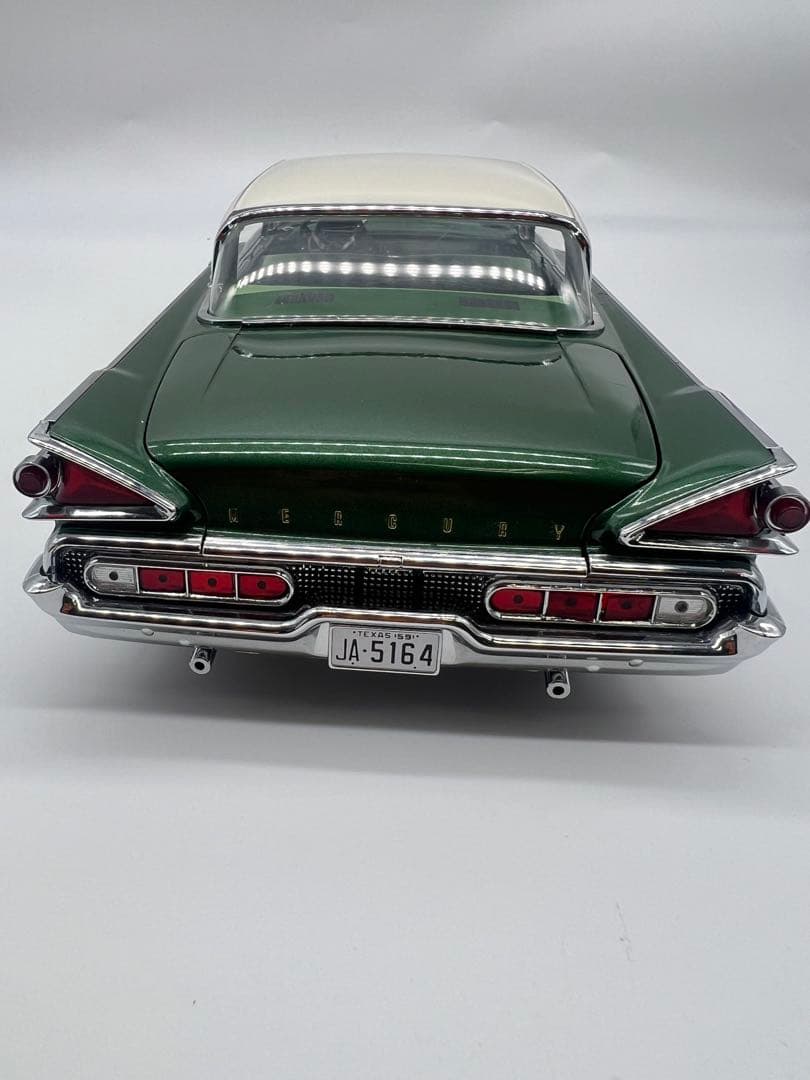 No140 ミニカー1/18箱あり1959 Mercury Park Lane
