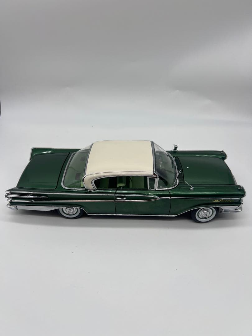 No140 ミニカー1/18箱あり1959 Mercury Park Lane