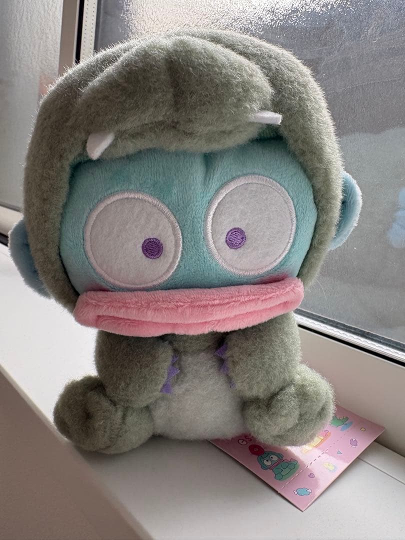 新品　サンリオ　ハンギョドン　ダイナソー　恐竜　ぬいぐるみ