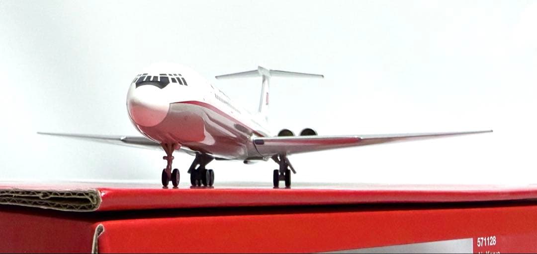 HERPA 1/200 IL-62M 高麗航空AIR KORYO