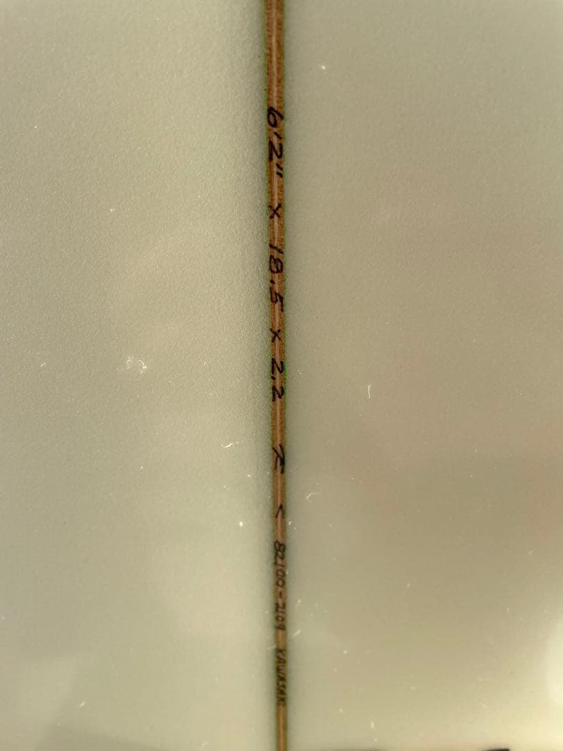 Jasticeジャスティス　サーフボード中古品　6.2インチ