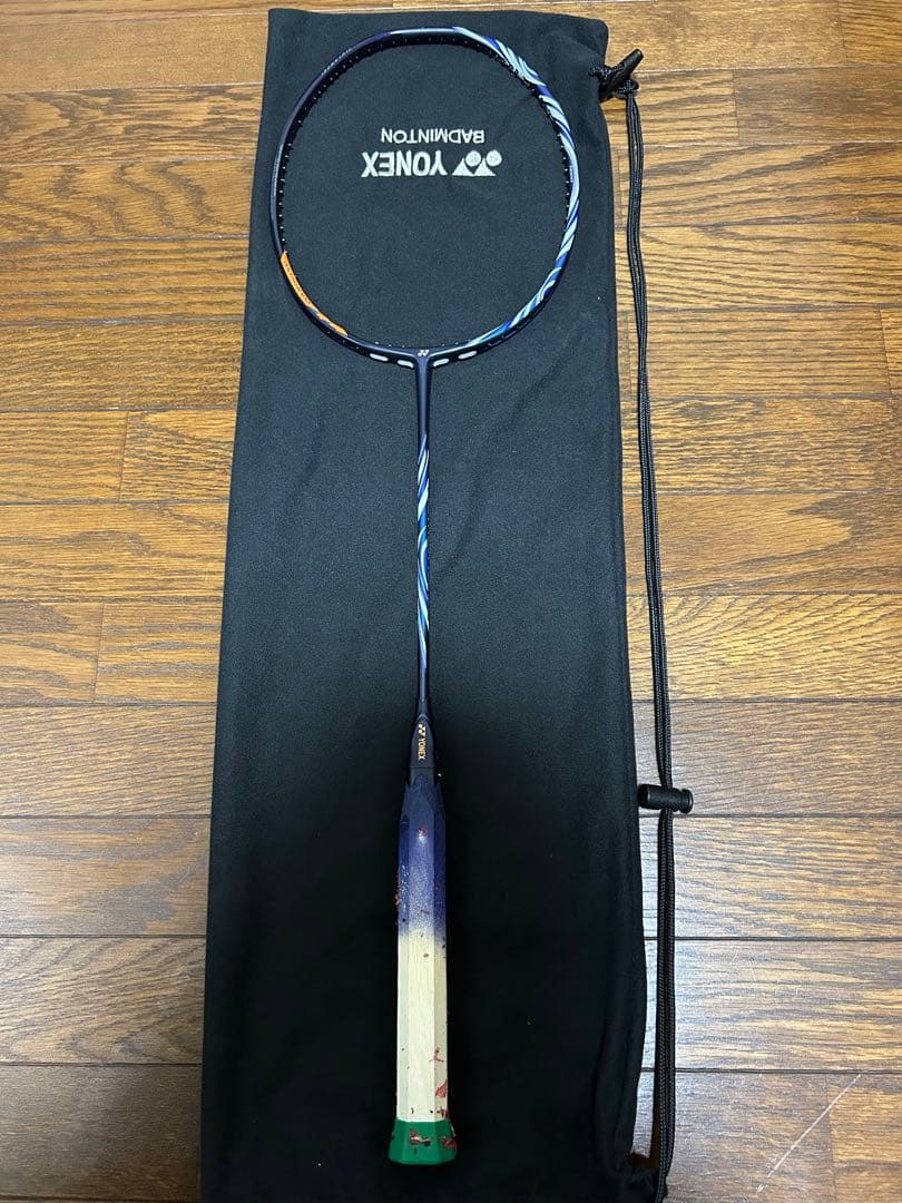 YONEX Astrox 100 ZZ バドミントンラケット