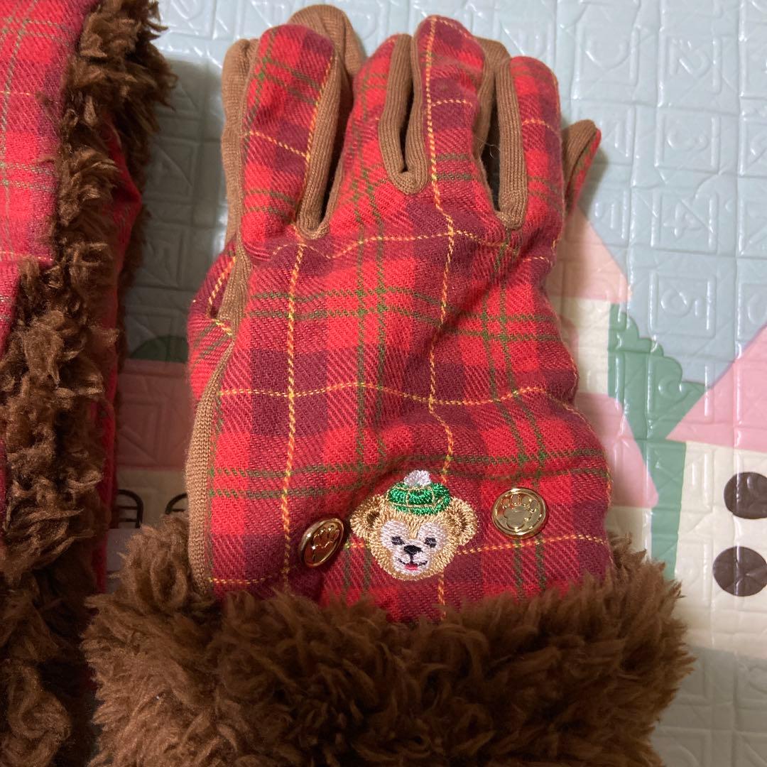 新品未使用/ダッフィー Cape Cod マフラーと手袋