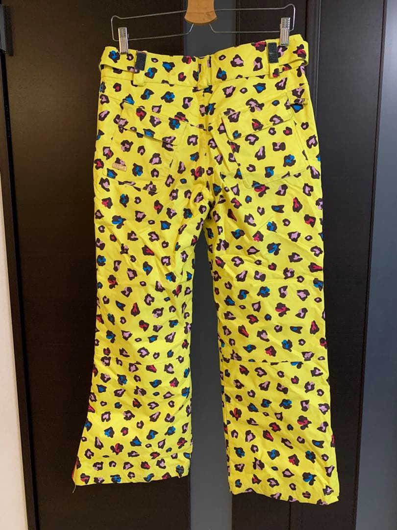 スノボー　ウエアー上下　レディース