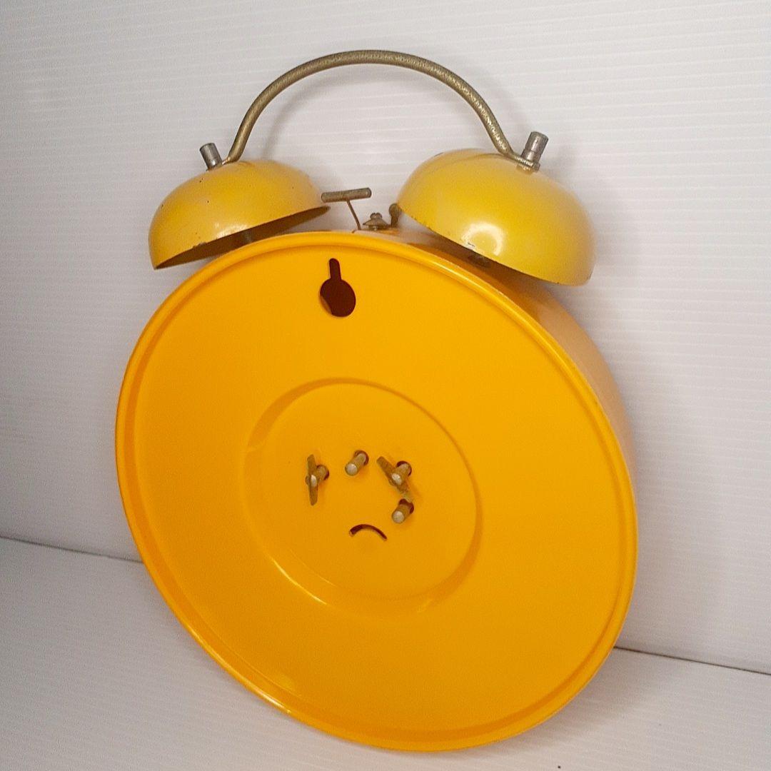 カールおじさん　キャラクターアラーム時計 イエロー　レトロ