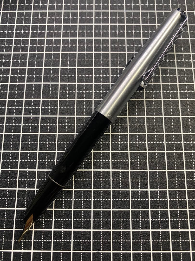 MONTBLANC 622 Junior 万年筆　字幅F程度