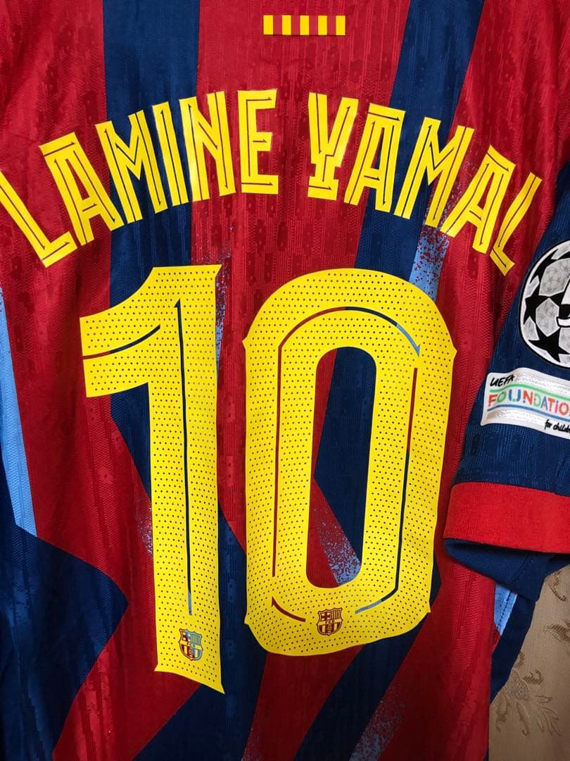 [美品]バルセロナ25-26 4th ラミン・ヤマル オーセンティック Lサイズ