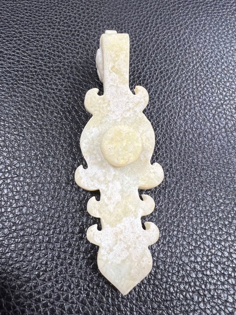 中国漢玉•翡翠　発掘品　古美術品アンティーク唐物　骨董　江戸　青磁　コレクション