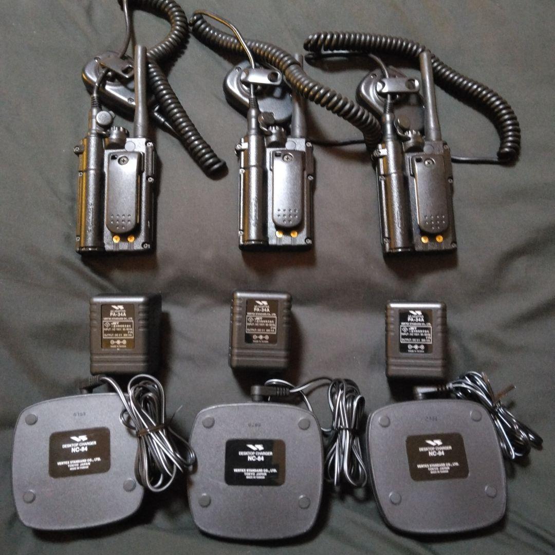 VERTEX STANDARD トランシーバー無線機 FTHー２０８ ３点セット