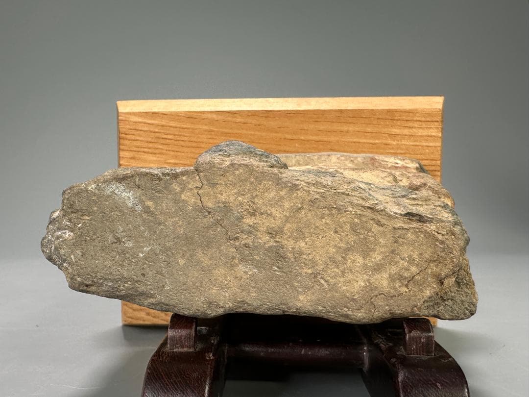 仏教美術石彫　2～3世紀陀羅　ガンダーラ　浮彫断片　仏教叙事　摩耶夢　片岩彩色痕