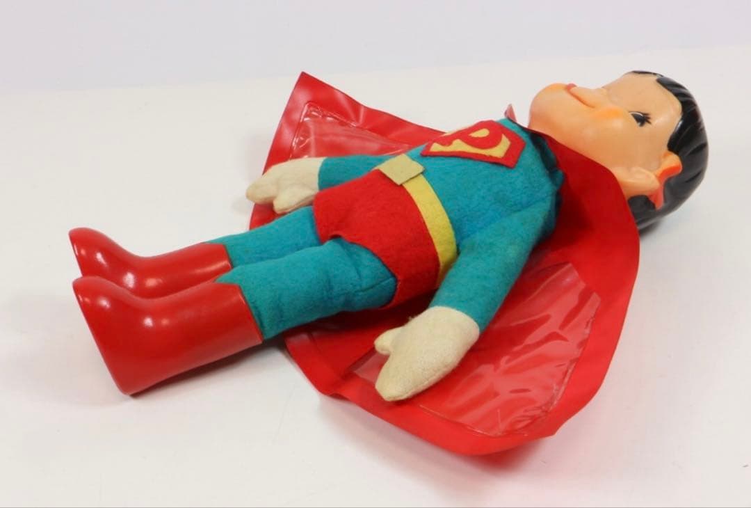 【〜1/23】不二家 ペコちゃん 当時もの　スーパーマン 26cm ソフビ 美品