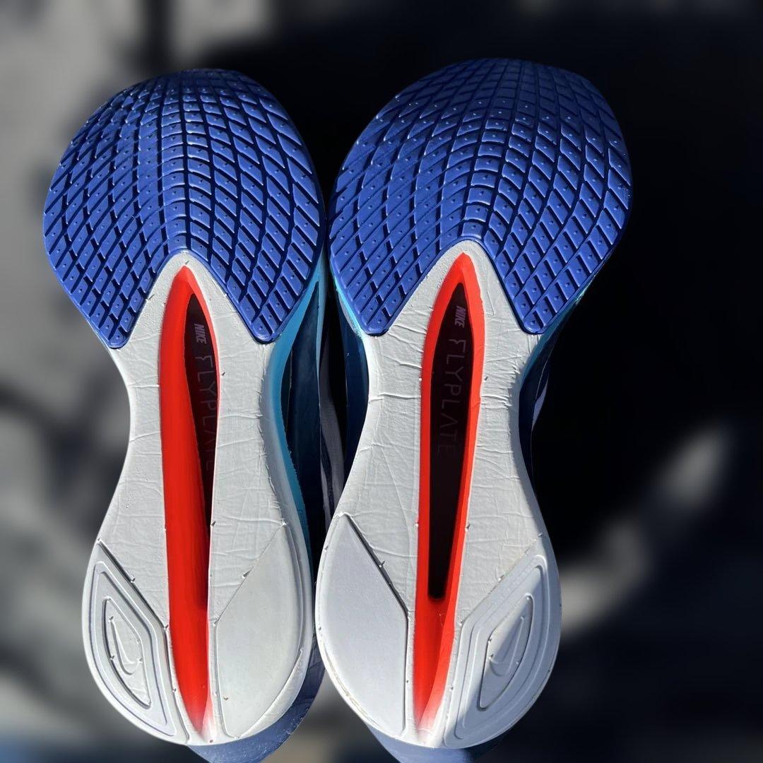 NIKE zoomx ヴェイパーフライ ネクスト%4新品未使用27.0cm