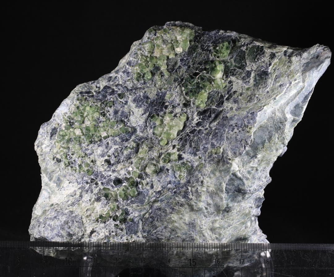 大型標本 デマントイドガーネット 【10】/ パキスタン産 / 鉱物標本 原石