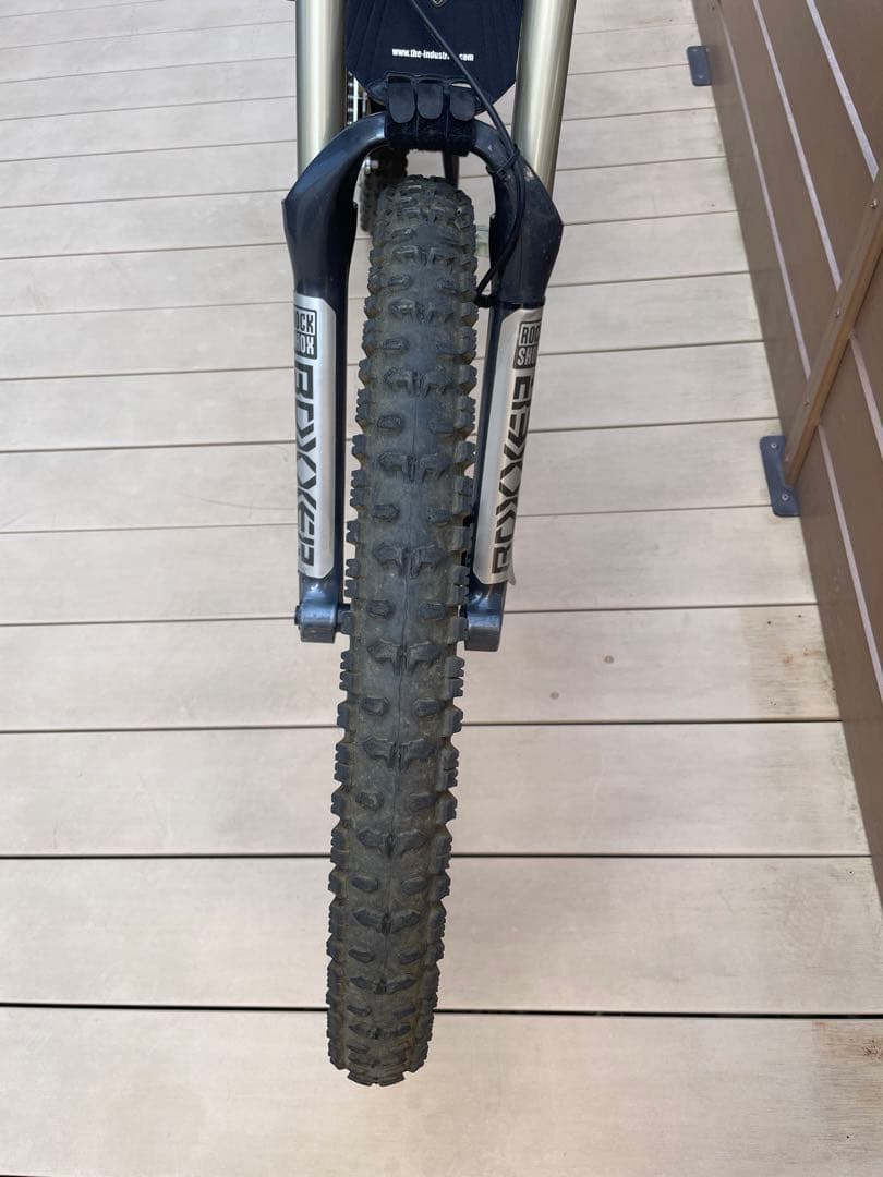 自転車本体 SANTA CRUZ BULLET