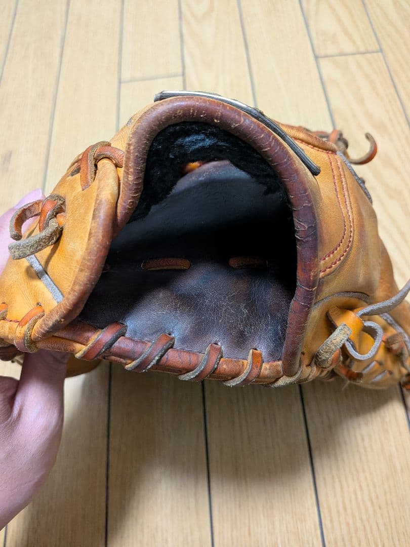 ZETT プロステイタス　硬式ピッチャー用グローブ