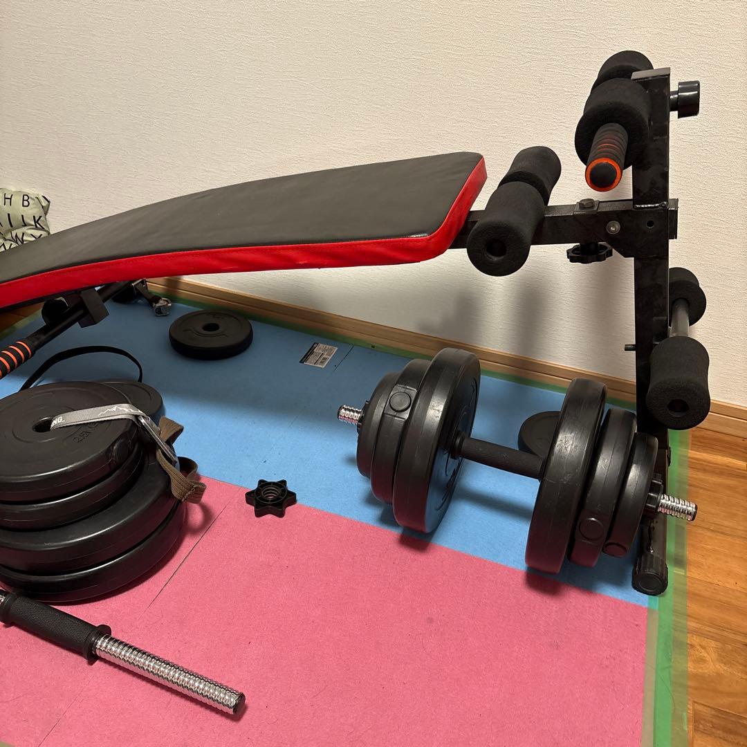 調整可能なベンチとダンベルセット