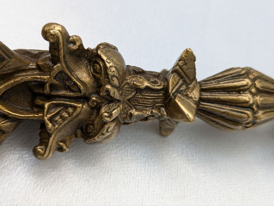 ☆b393、真鍮 プルパ（3面憤怒尊）ブラス 密教法具 チベット 金剛杵