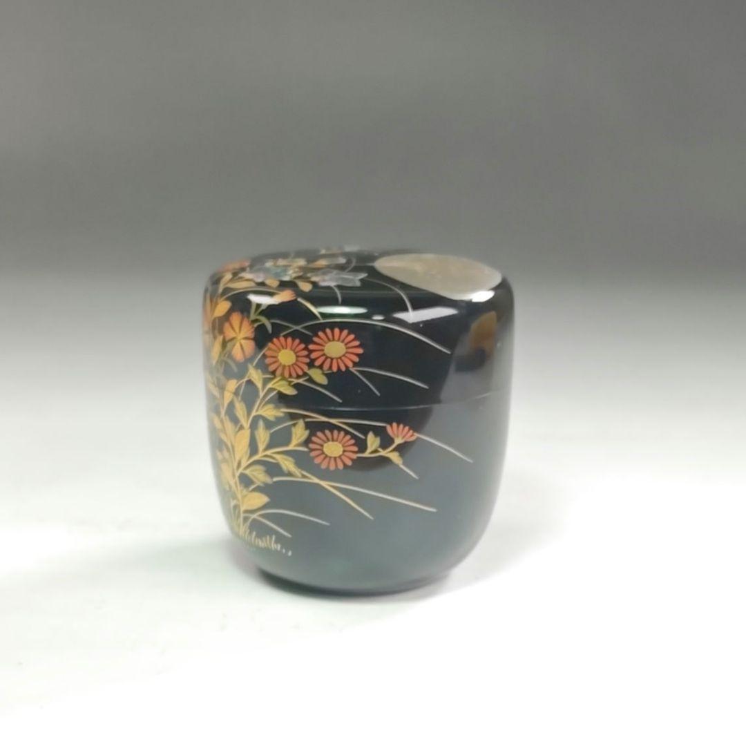 ウ258 棗『奥津一心斉作』『月に秋草鈴虫蒔絵　大棗　共箱』漆塗　茶道具