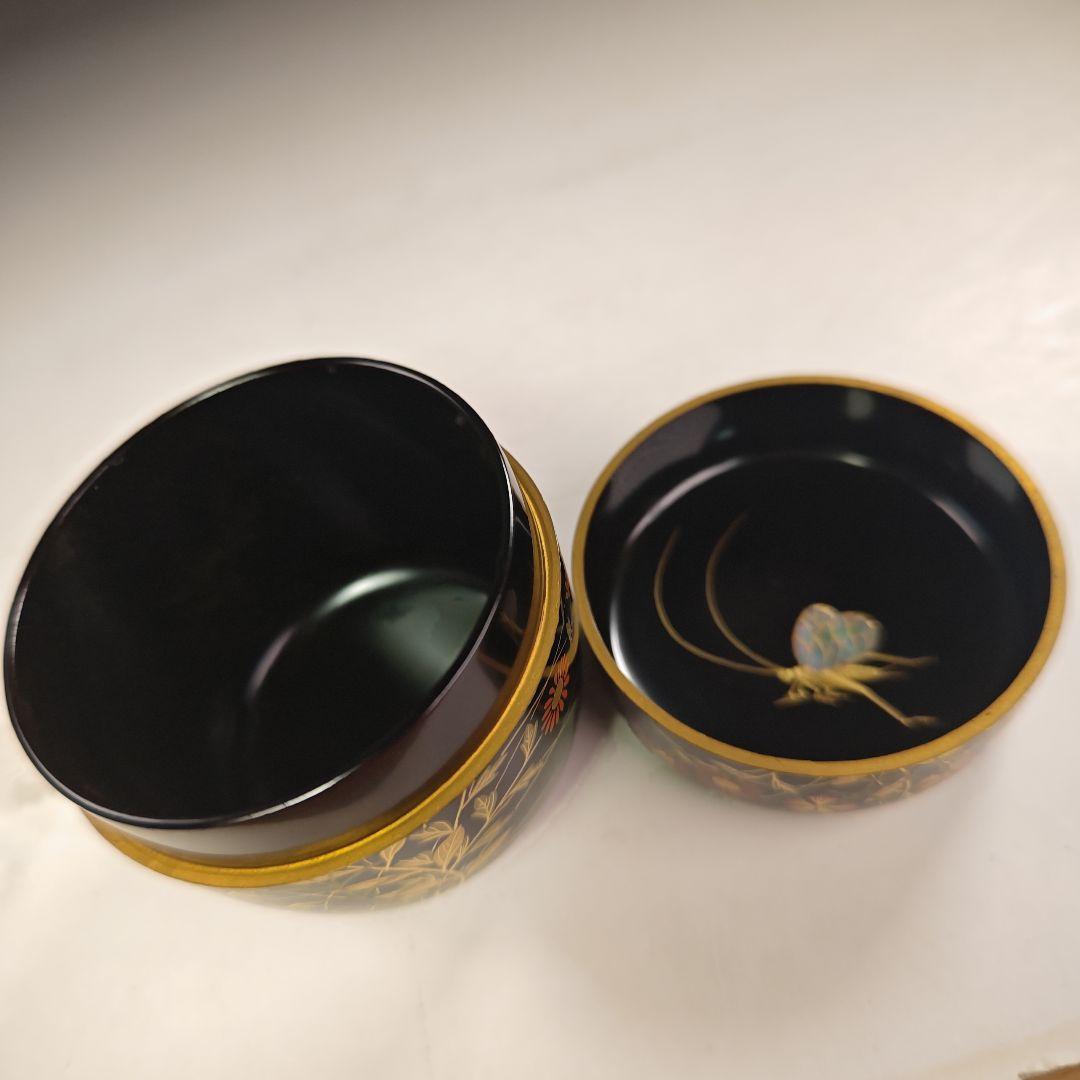 ウ258 棗『奥津一心斉作』『月に秋草鈴虫蒔絵　大棗　共箱』漆塗　茶道具